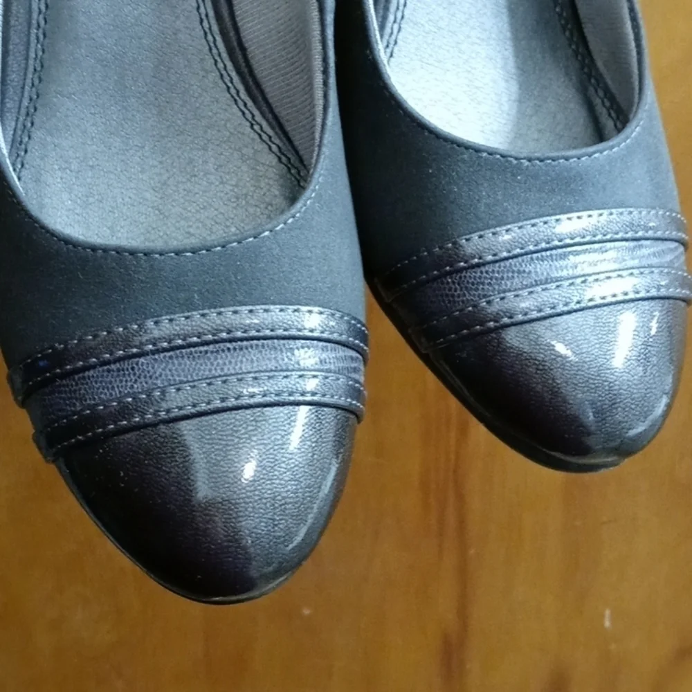 Life stride soft system comfort shoe 8M